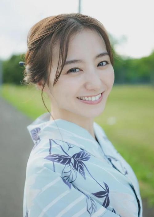 新月直播改名后叫什么 热门推荐